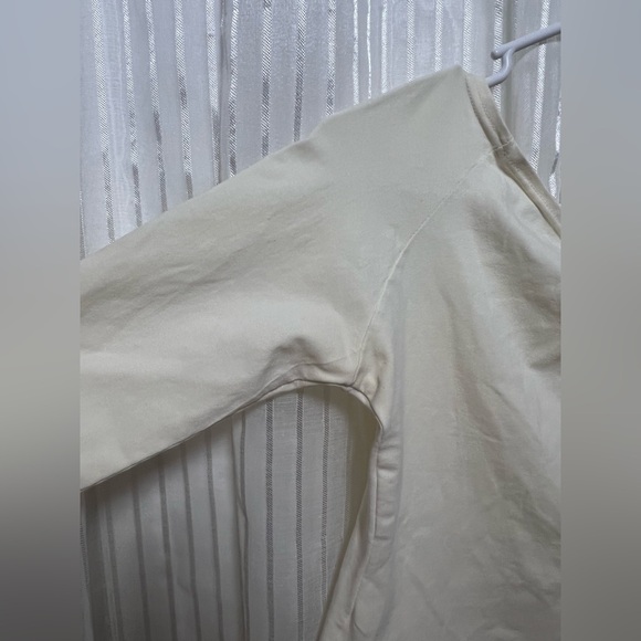 “DKNY” SZ: (L) Beige Bodysuit Long-Sleeve Excellent Condition - Picture 5 of 5